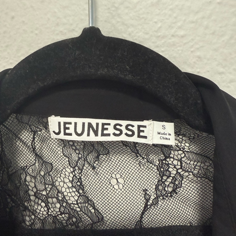 Jeunesse Black Lace Women's Blouse Size Small - Picture 2 of 3